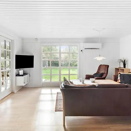 M279-vaeggerlose-skovlystvej-74 * Bøtø By