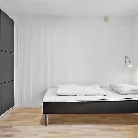 M279-vaeggerlose-skovlystvej-74 * Bøtø By