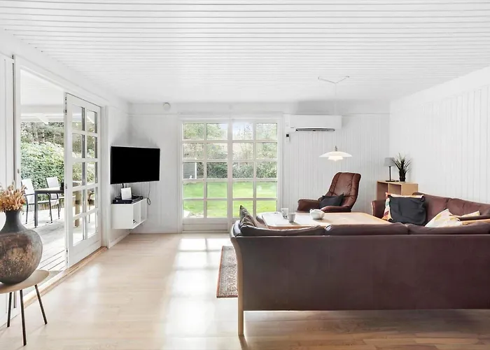 M279-vaeggerlose-skovlystvej-74 * Bøtø By