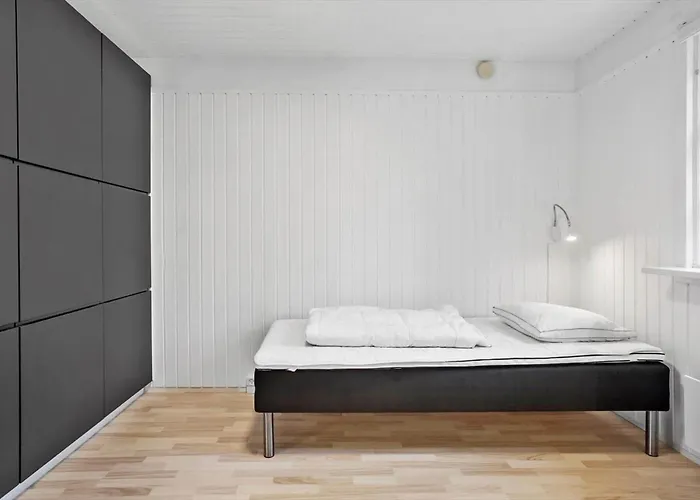 M279-vaeggerlose-skovlystvej-74 * Bøtø By